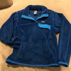 Blue Patagonia pull over